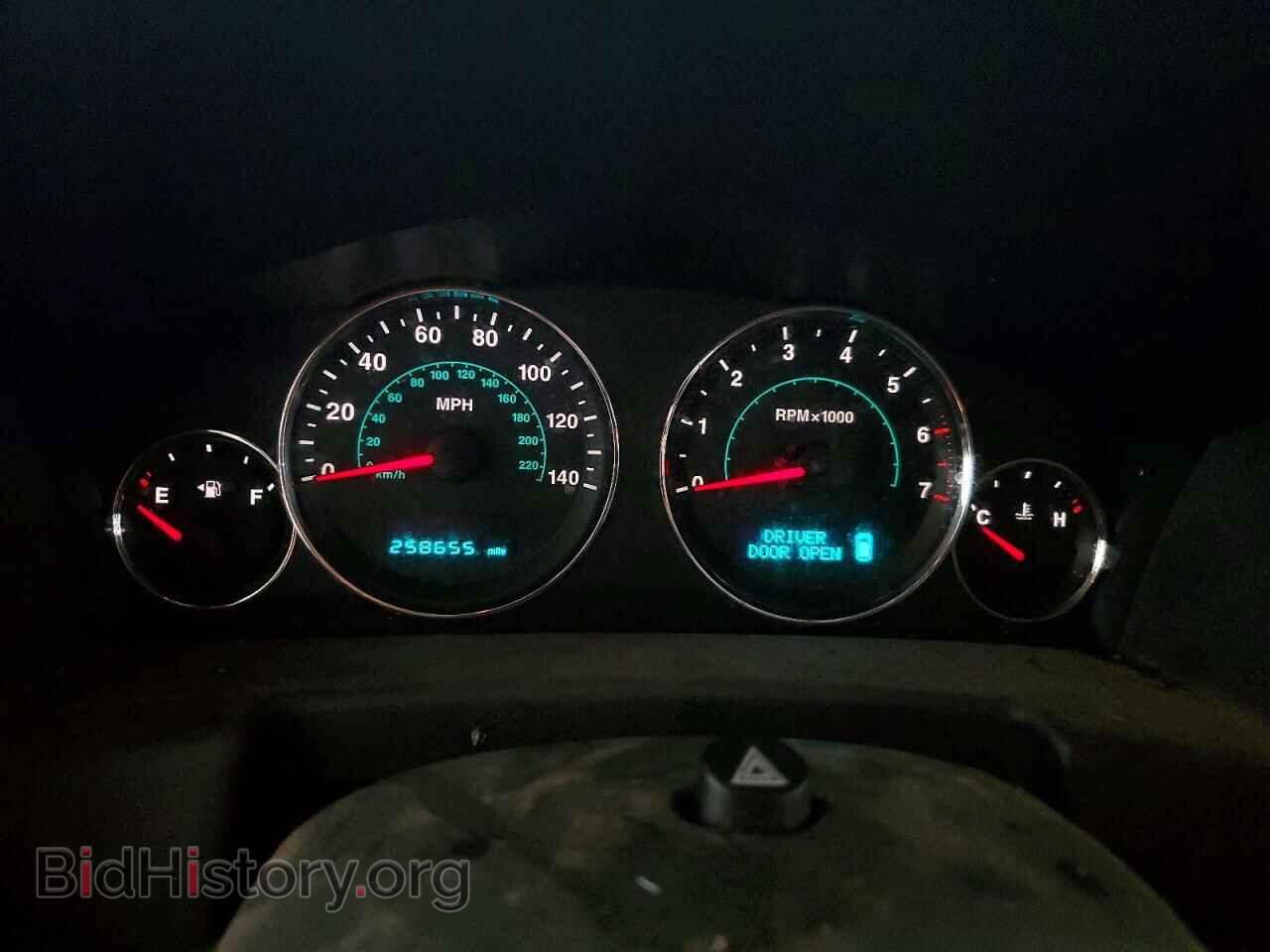 2007 JEEP COMMANDER - VIN: 1J8HG48K47C647790 - Фото 9