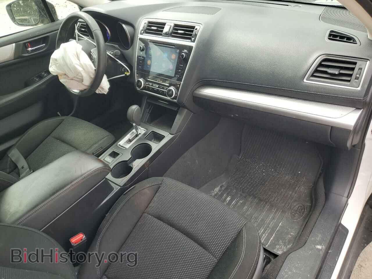 2019 SUBARU OUTBACK - VIN: 4S4BSAHC5K3234204 - Фото 8