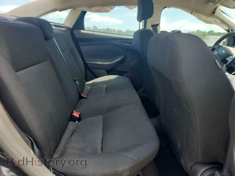 2017 Ford FOCUS (VIN 1FADP3E22HL331350) — photo 10 of 16