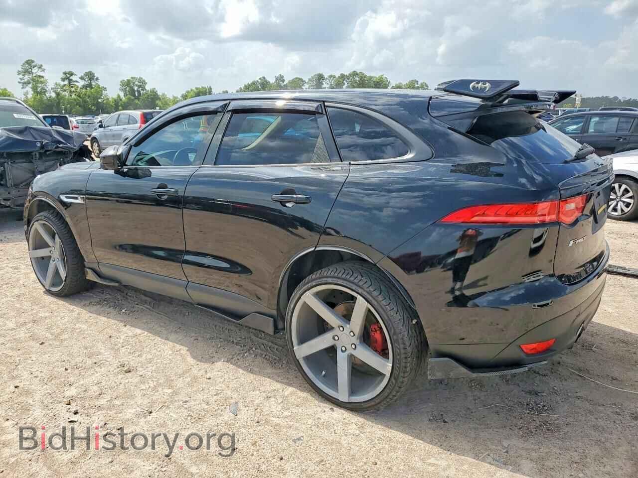 2017 JAGUAR F-PACE - VIN: SADCS2BVXHA496429 - Photo 2