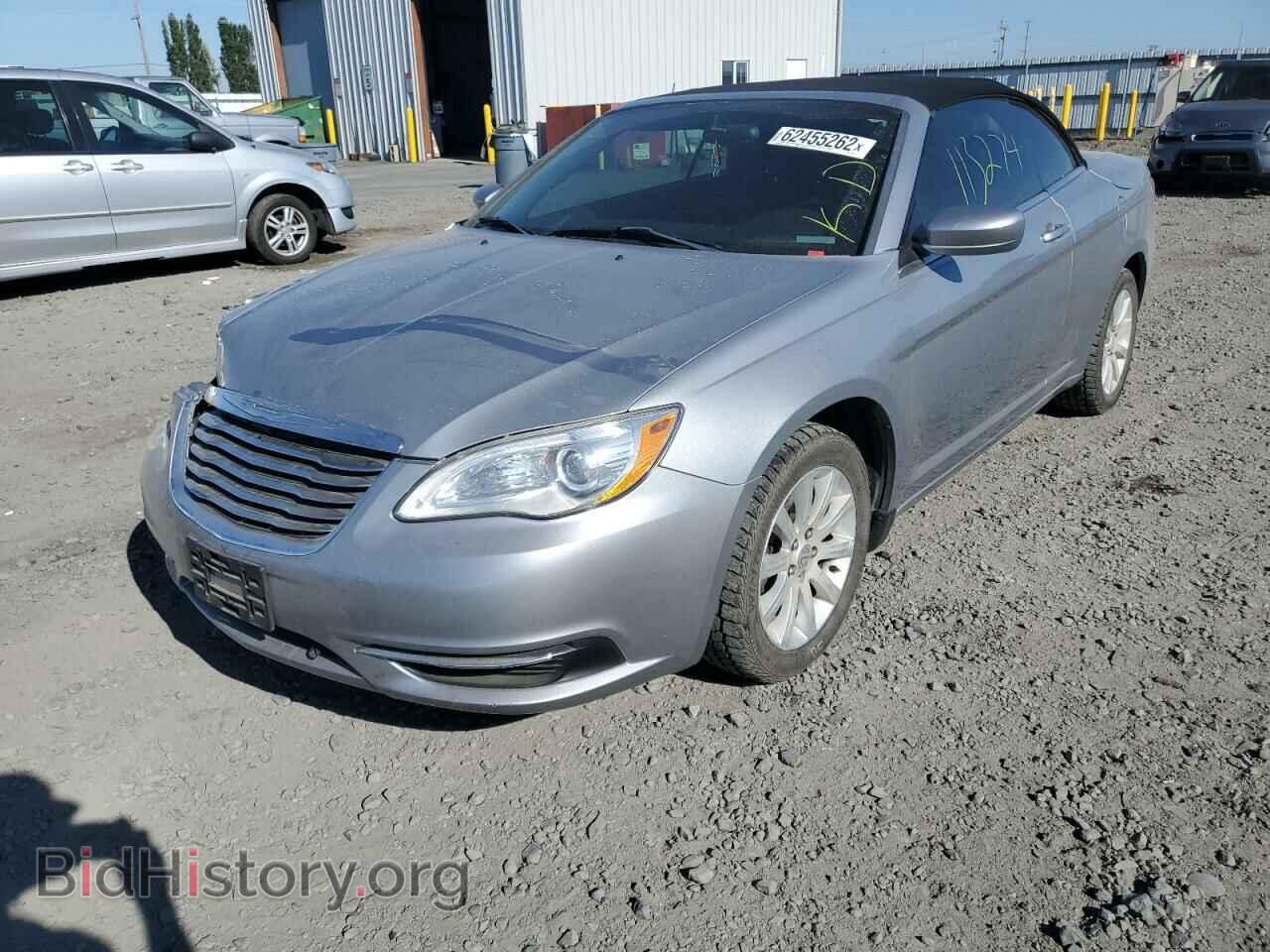2014 CHRYSLER 200 - VIN: 1C3BCBEB3EN128883 - Фото 2