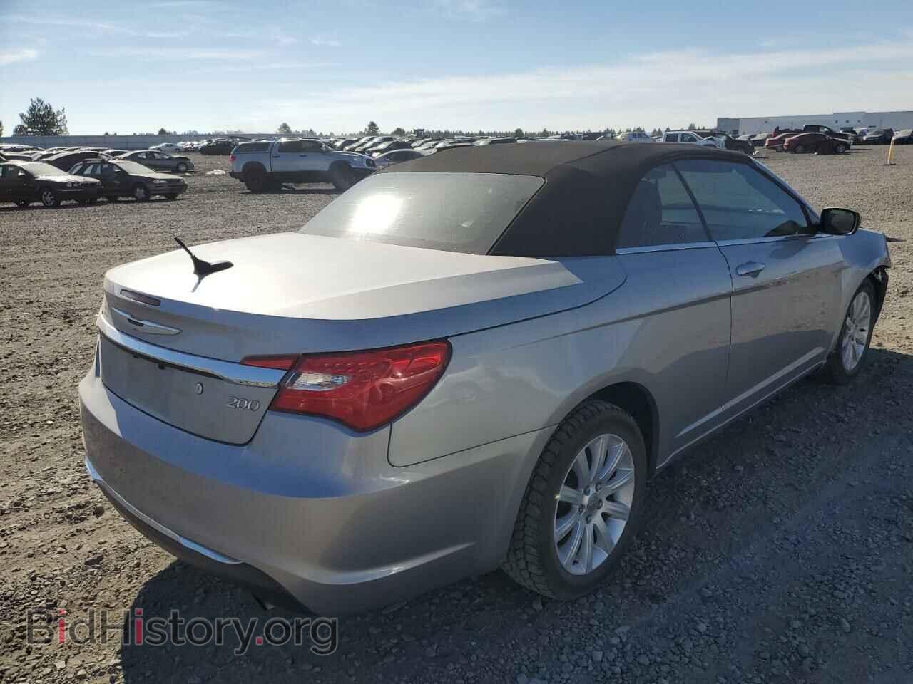 2014 CHRYSLER 200 - VIN: 1C3BCBEB3EN128883 - Фото 4