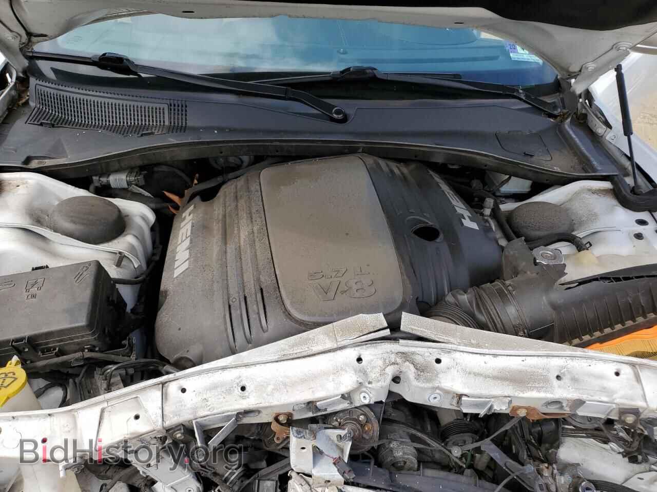 2019 CHRYSLER 300 - VIN: 2C3CCAPT6KH603743 - Фото 11