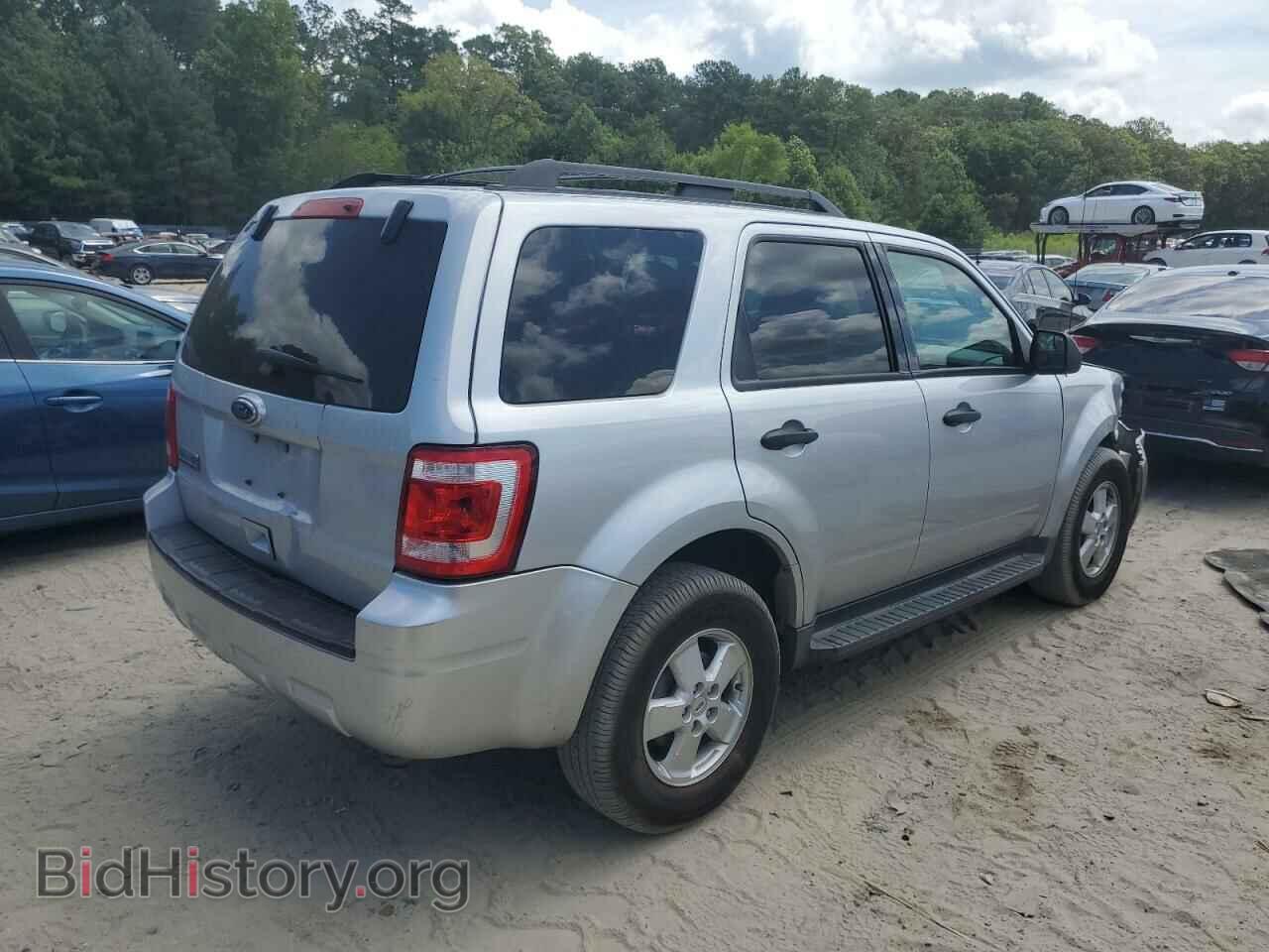 2010 FORD ESCAPE - VIN: 1FMCU9D72AKD04302 - Фото 3