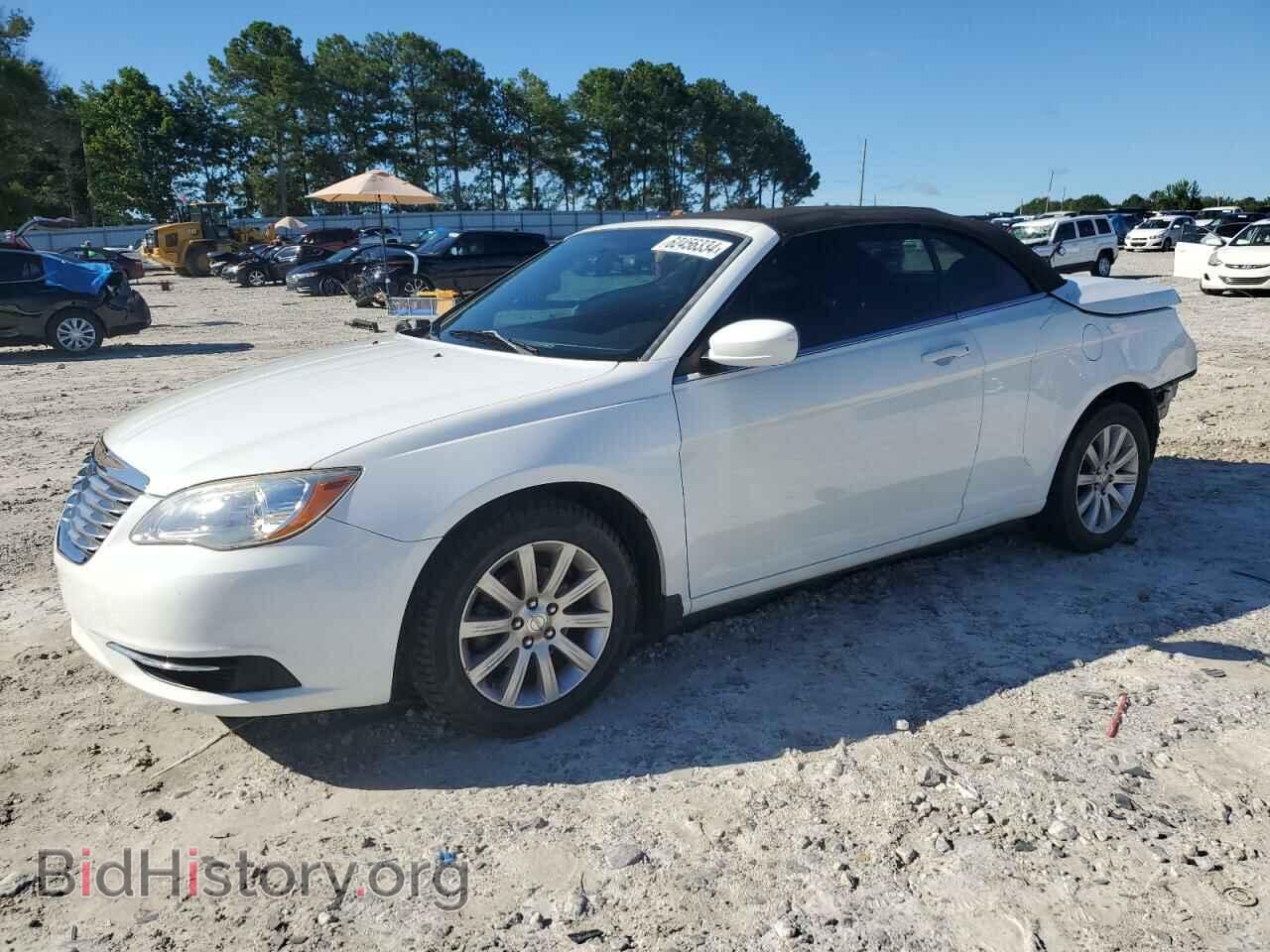 Photo 1C3BC2EB3BN586208 - CHRYSLER 200 2011