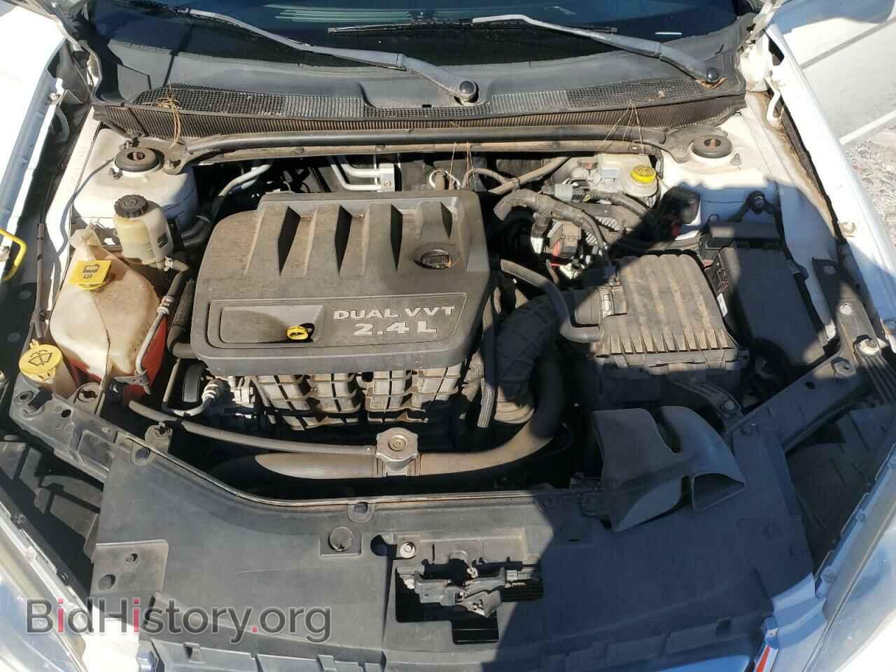 2011 CHRYSLER 200 - VIN: 1C3BC2EB3BN586208 - Фото 11
