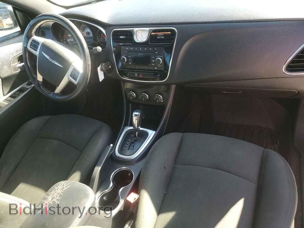 2011 CHRYSLER 200 - VIN: 1C3BC2EB3BN586208 - Фото 8