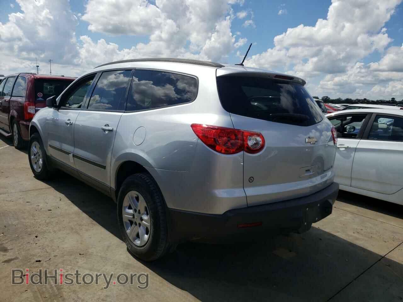 2012 CHEVROLET TRAVERSE - VIN: 1GNKRFED3CJ257351 - Фото 3