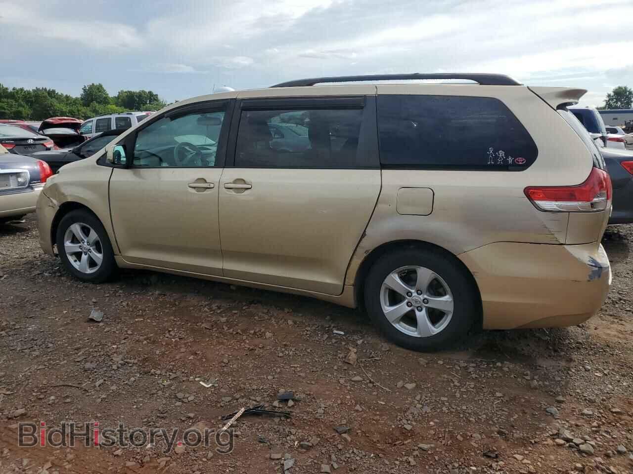 2011 TOYOTA All Models - VIN: 5TDKK3DC2BS038791 - Photo 2