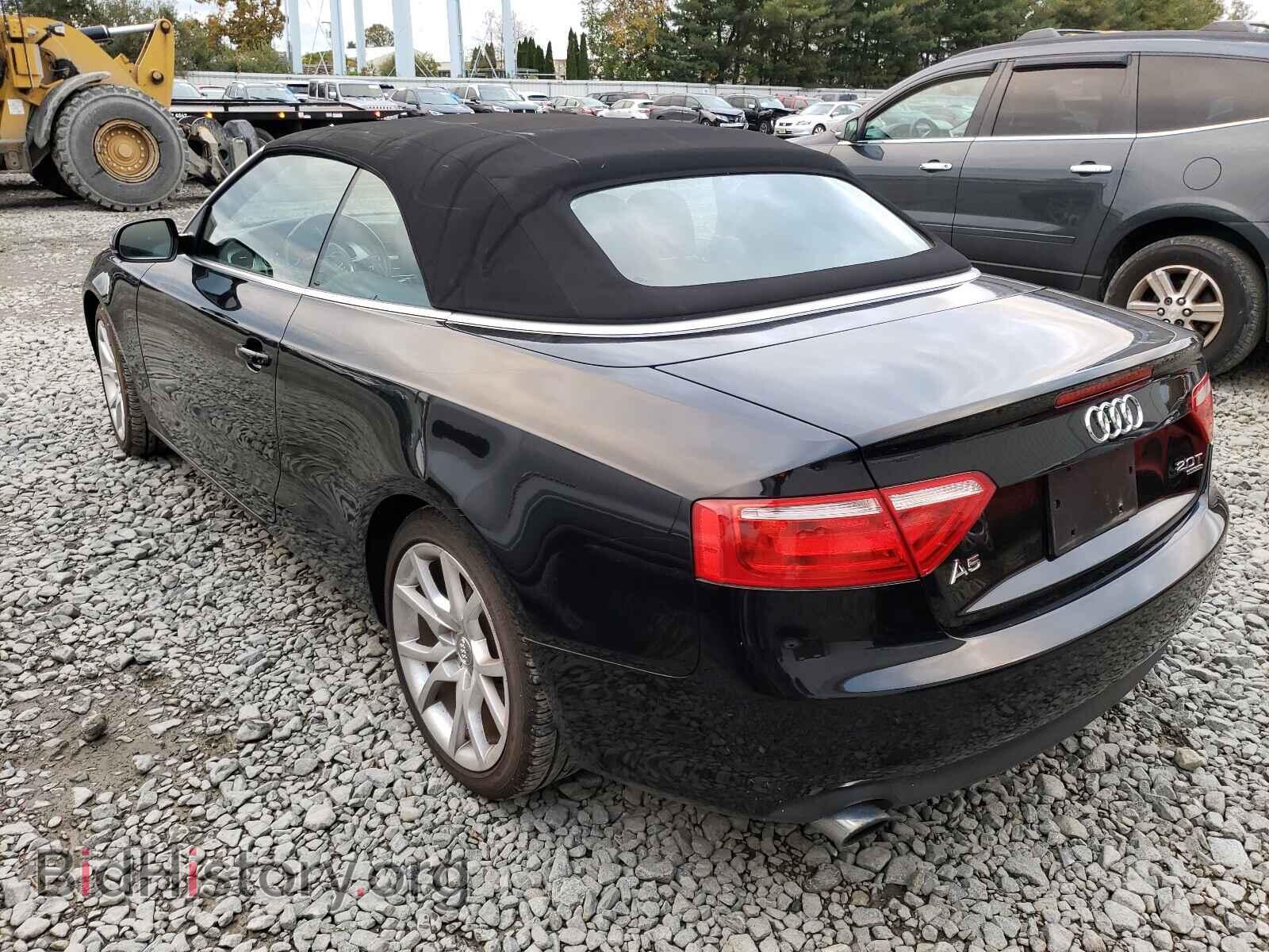 2011 AUDI A5 - VIN: WAUCFAFH5BN018186 - Фото 3