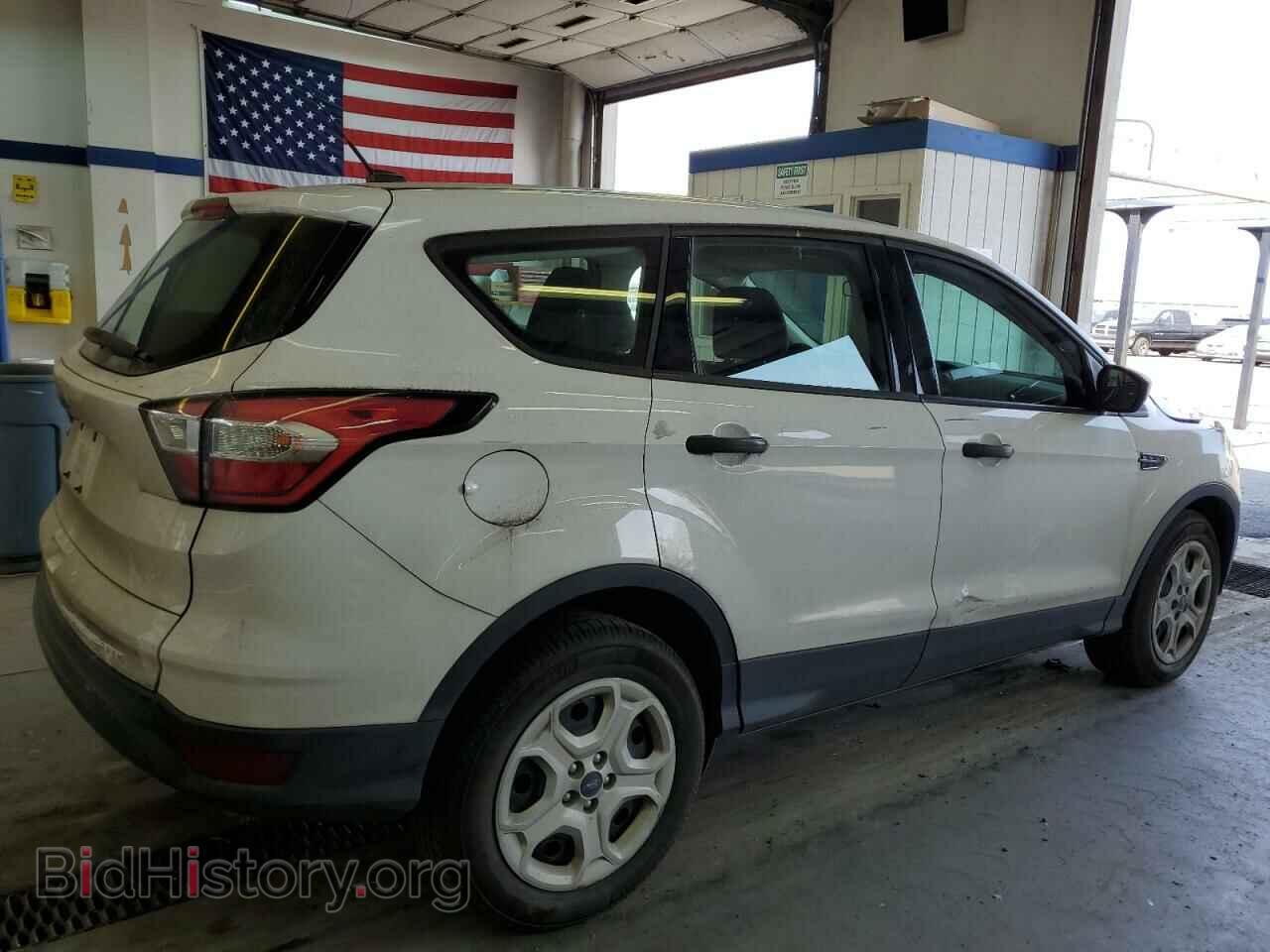 2017 FORD ESCAPE - VIN: 1FMCU0F77HUB82026 - Фото 3