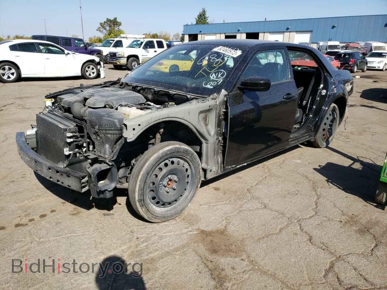 2017 CHRYSLER 300 - VIN: 2C3CCAGG0HH506825 - Фото 2