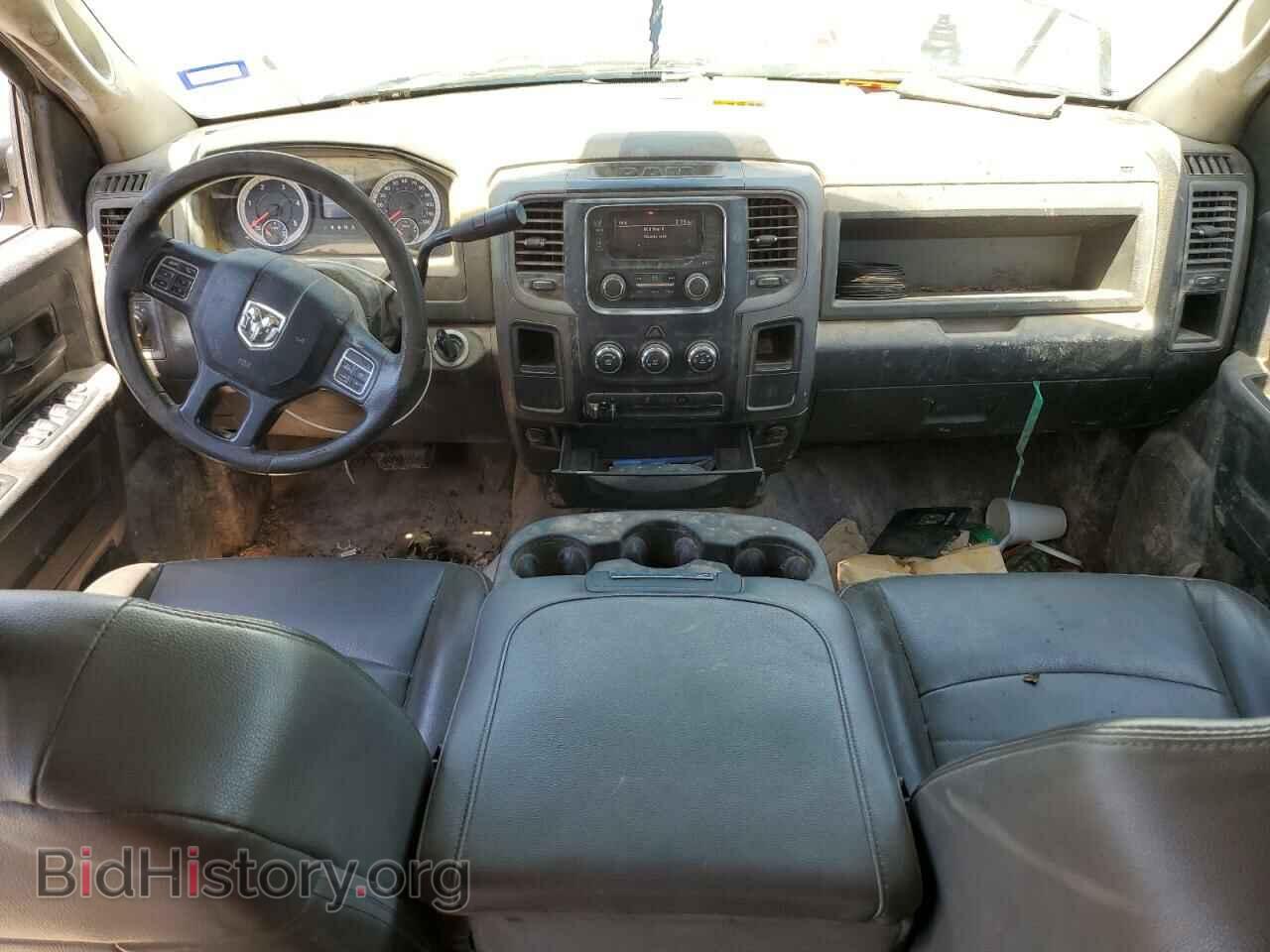 2018 RAM All Models - VIN: 3C6UR4HL1JG325550 - Photo 8