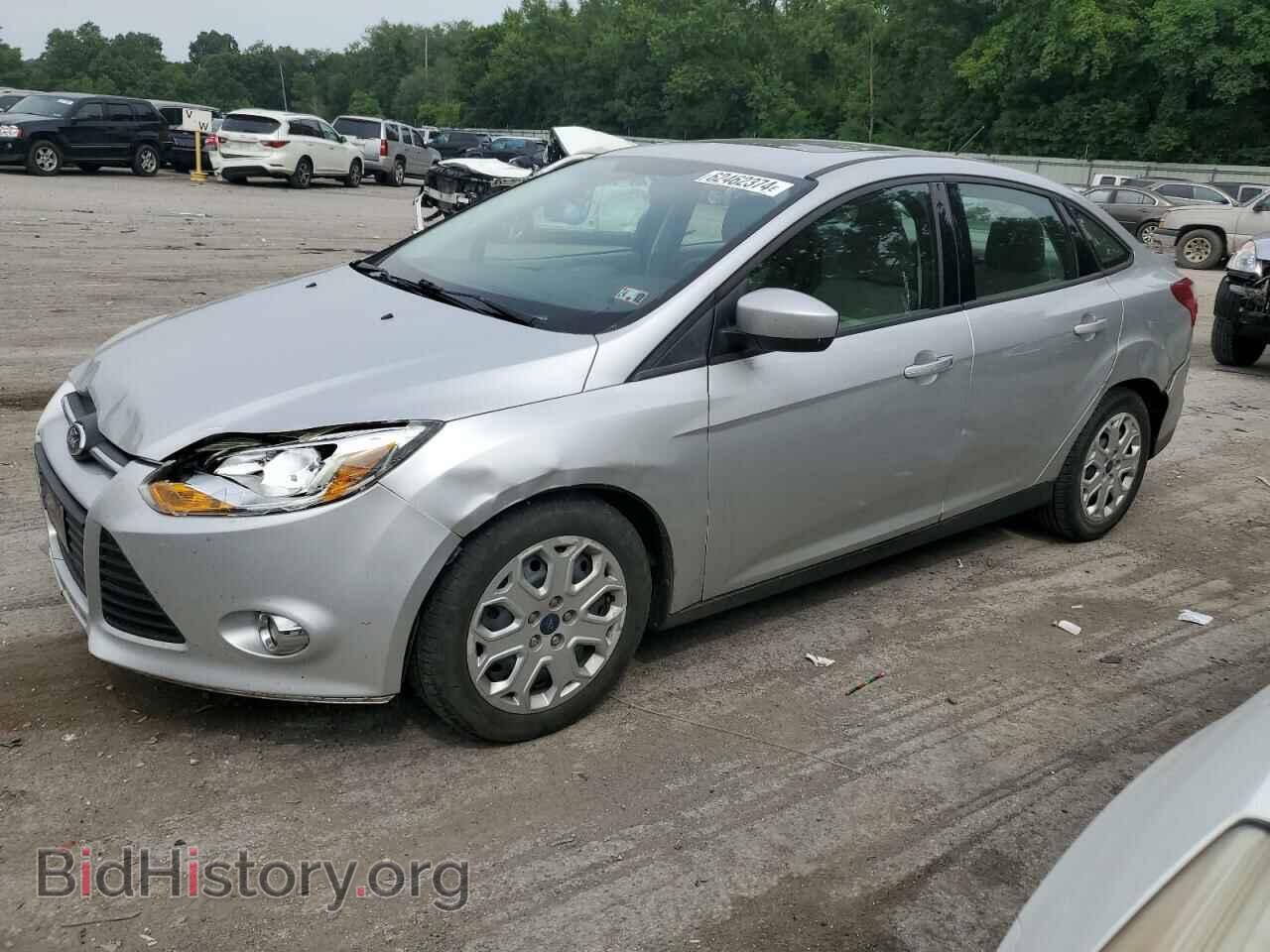 Photo 1FAHP3F27CL472407 - FORD FOCUS 2012