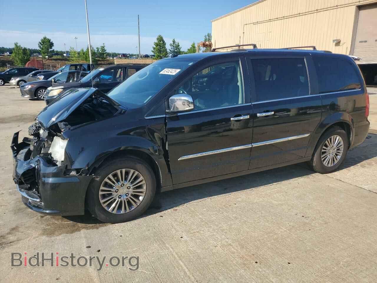Photo 2A4RR6DG4BR617296 - CHRYSLER MINIVAN 2011