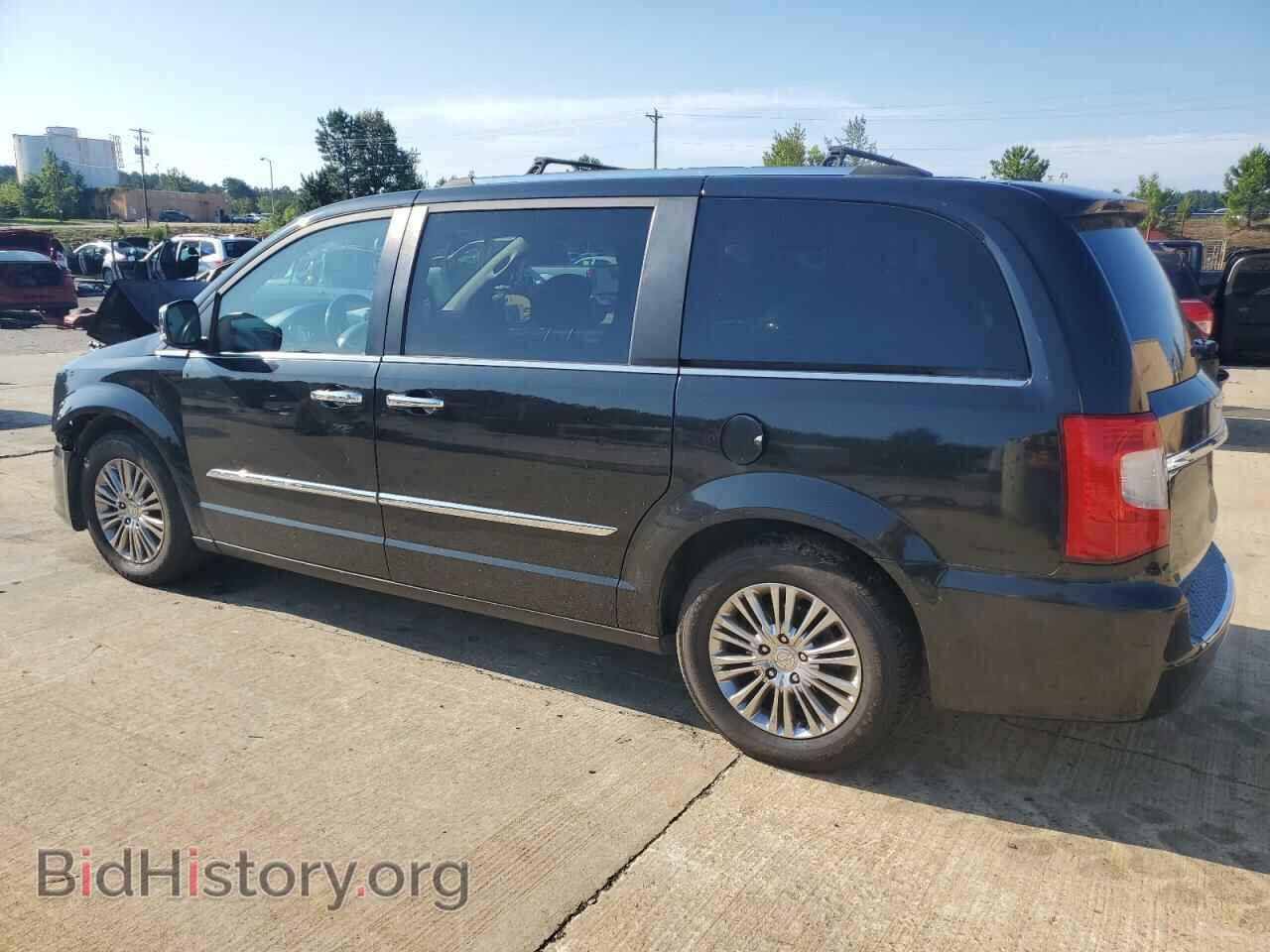 2011 CHRYSLER MINIVAN - VIN: 2A4RR6DG4BR617296 - Photo 2