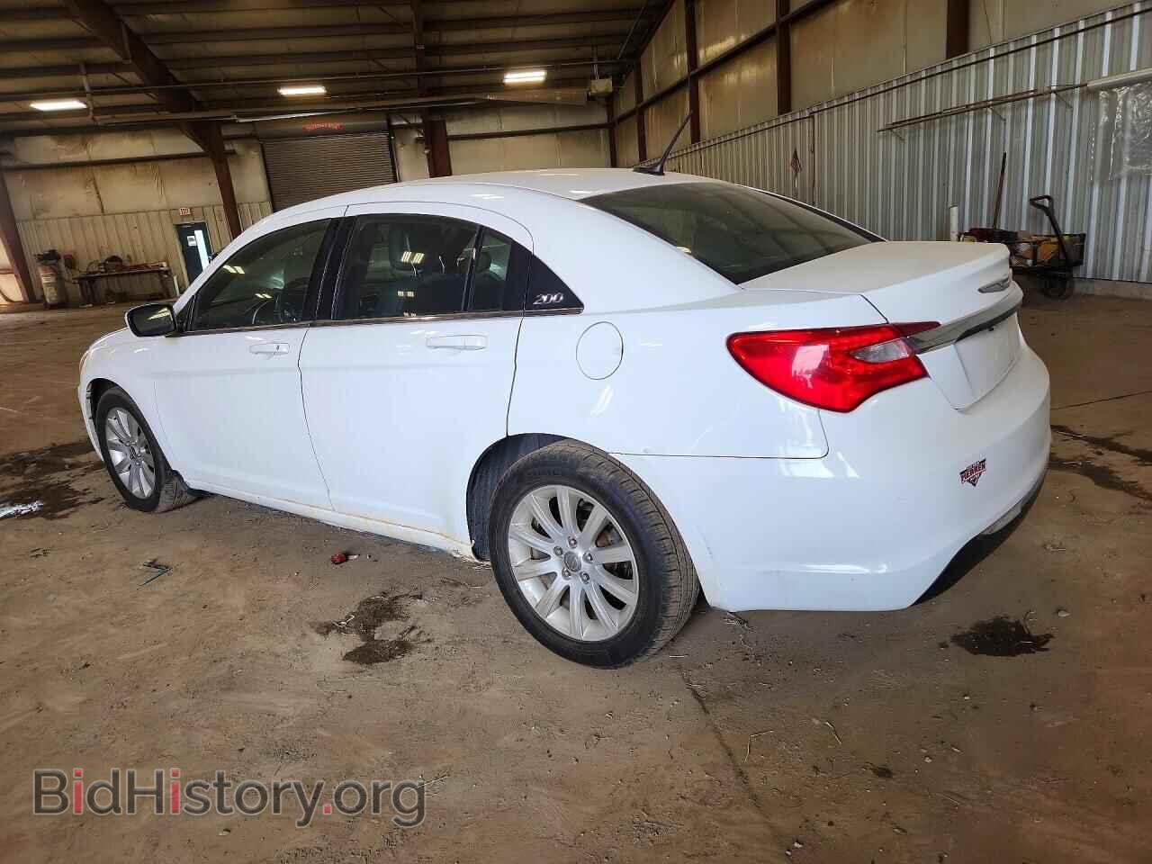 2014 CHRYSLER 200 - VIN: 1C3CCBAB9EN184921 - Photo 2