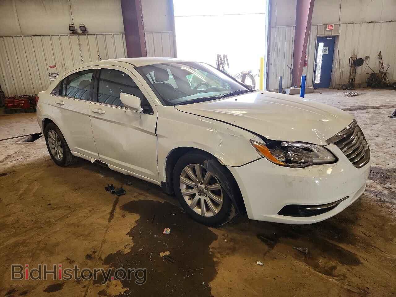 2014 CHRYSLER 200 - VIN: 1C3CCBAB9EN184921 - Photo 4