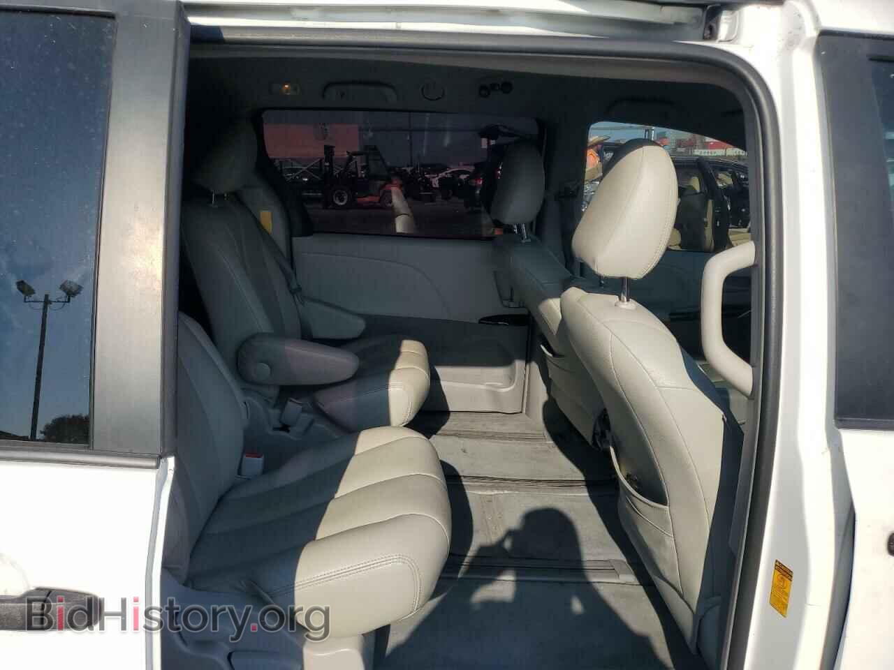 2014 TOYOTA All Models - VIN: 5TDZK3DC1ES492212 - Фото 11