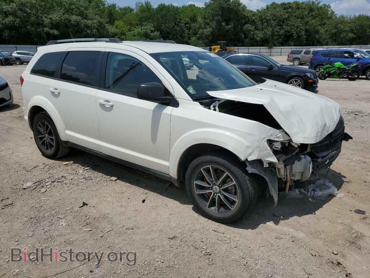 2018 DODGE JOURNEY - VIN: 3C4PDCAB1JT382631 - Фото 4