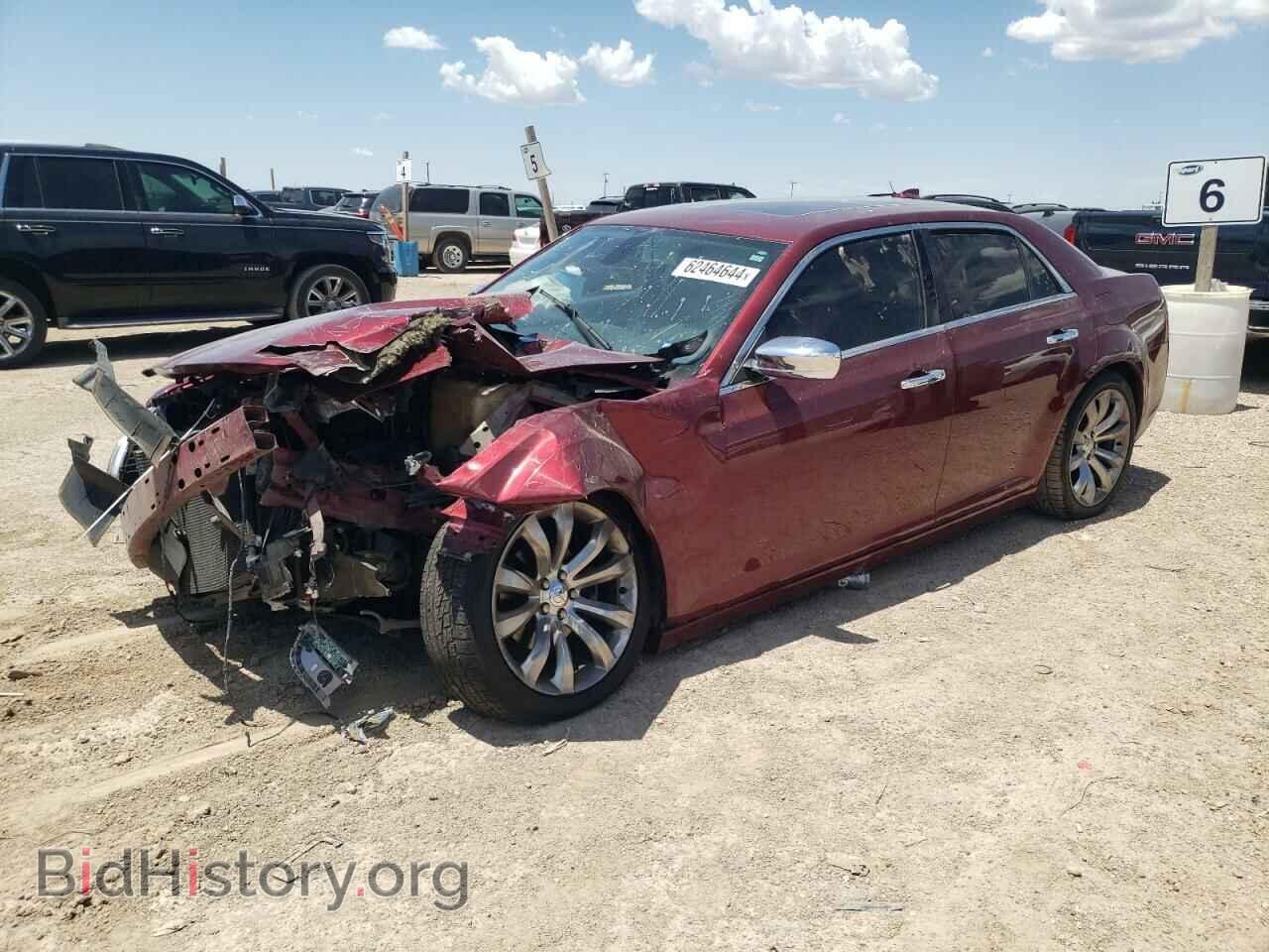 Фотография 2C3CCAEG6KH631435 - CHRYSLER 300 2019