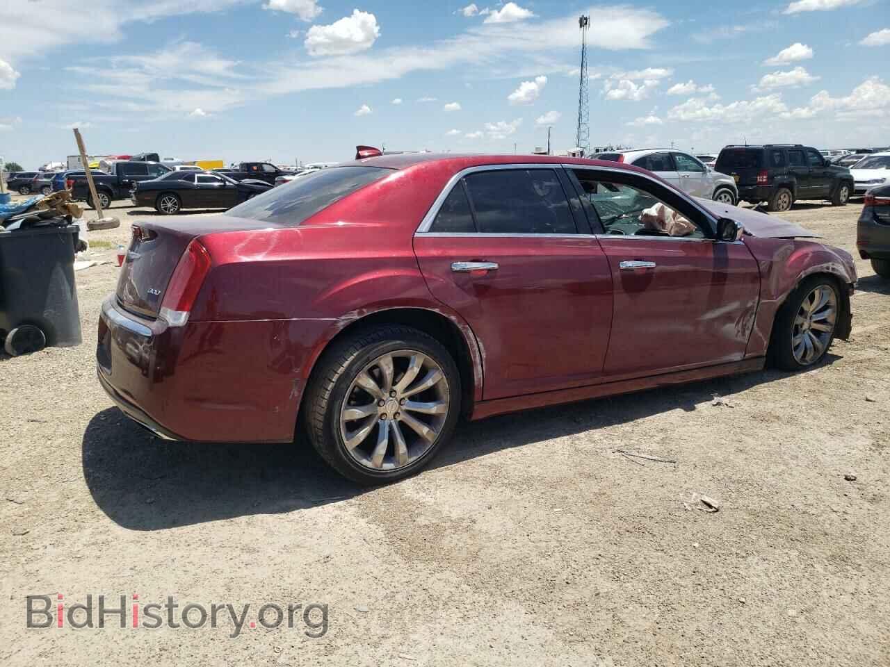 2019 CHRYSLER 300 - VIN: 2C3CCAEG6KH631435 - Фото 3