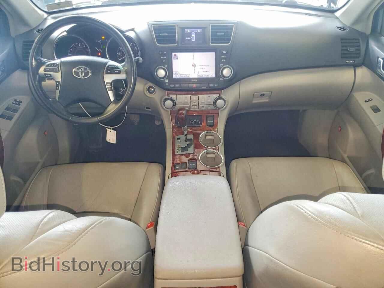 2011 TOYOTA HIGHLANDER - VIN: 5TDDK3EH2BS065248 - Фото 8