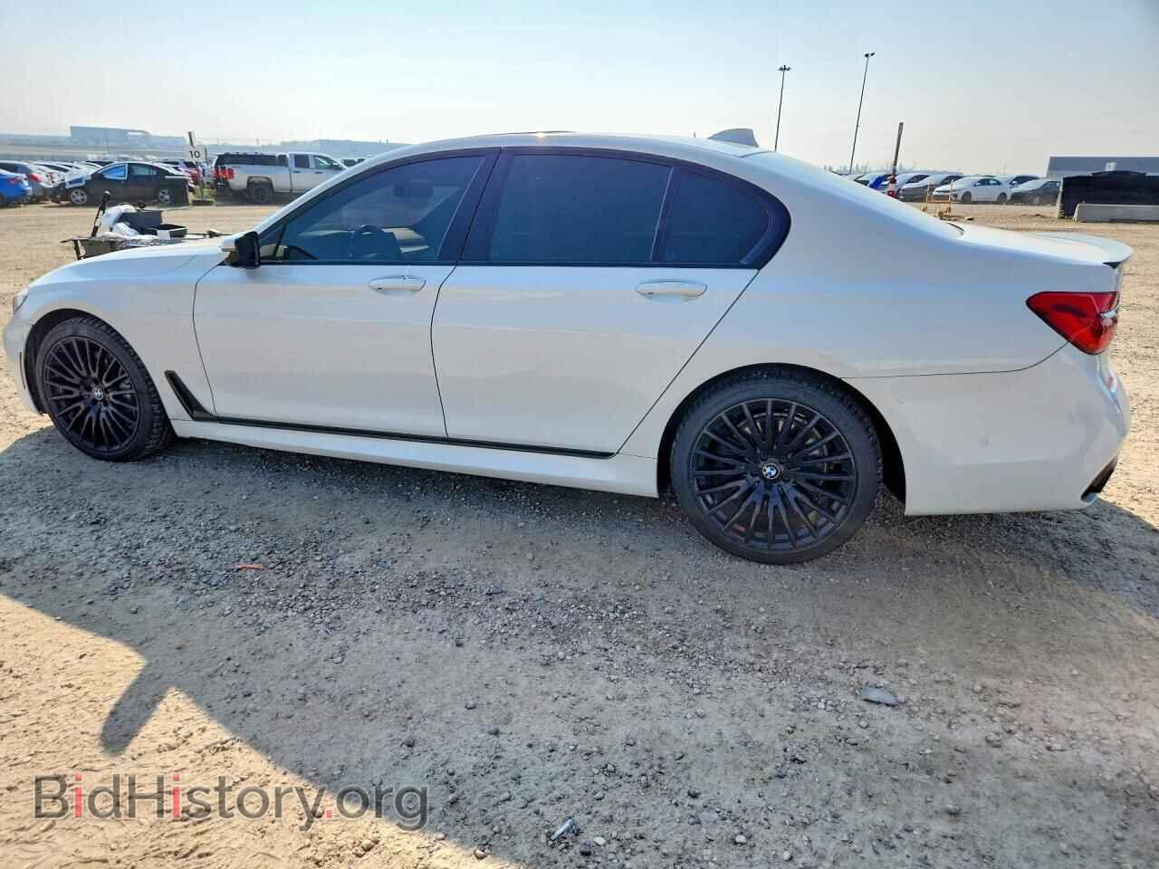 2017 BMW 7 SERIES - VIN: WBA7B0C33HG527139 - Фото 2