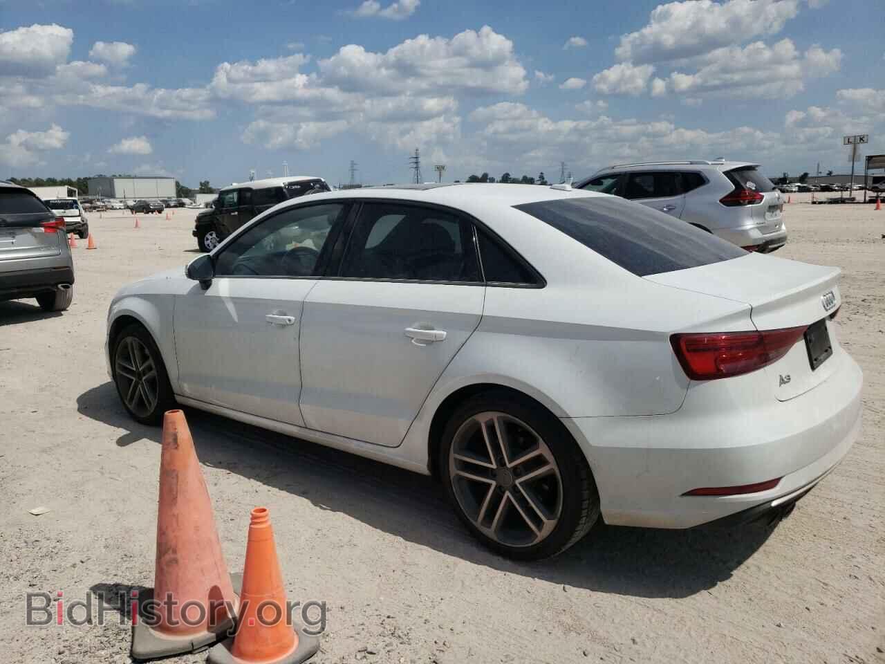 2017 AUDI A3 - VIN: WAUAUGFF2H1048969 - Фото 2