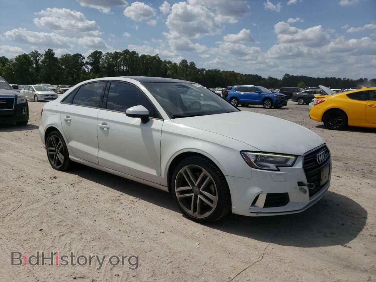 2017 AUDI A3 - VIN: WAUAUGFF2H1048969 - Фото 4