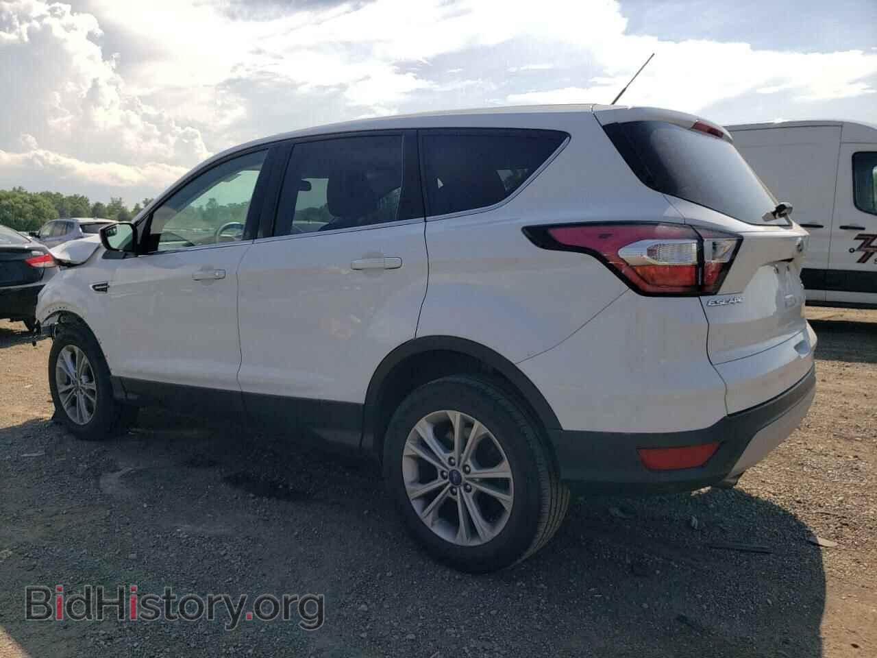 2017 FORD ESCAPE - VIN: 1FMCU0GD5HUE89036 - Фото 2