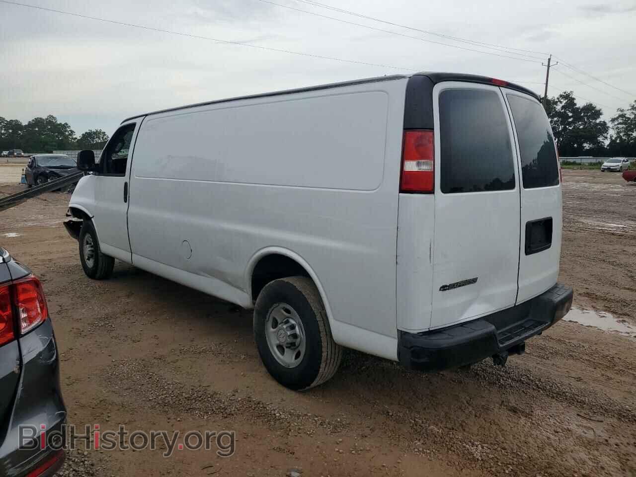 2017 CHEVROLET EXPRESS - VIN: 1GCWGBFFXH1109083 - Фото 2