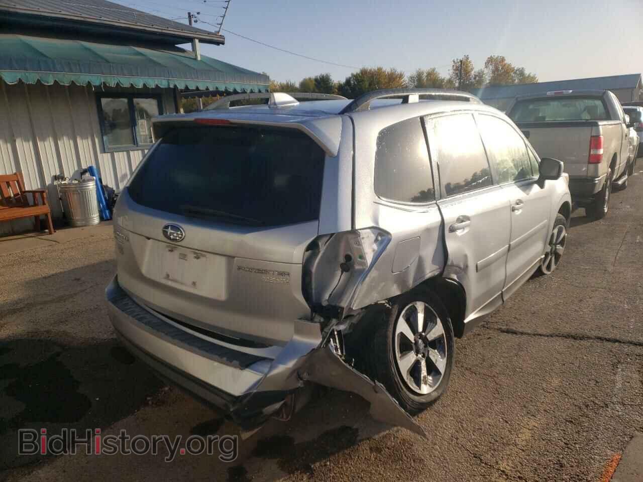 2017 SUBARU FORESTER - VIN: JF2SJAEC5HH803738 - Фото 4
