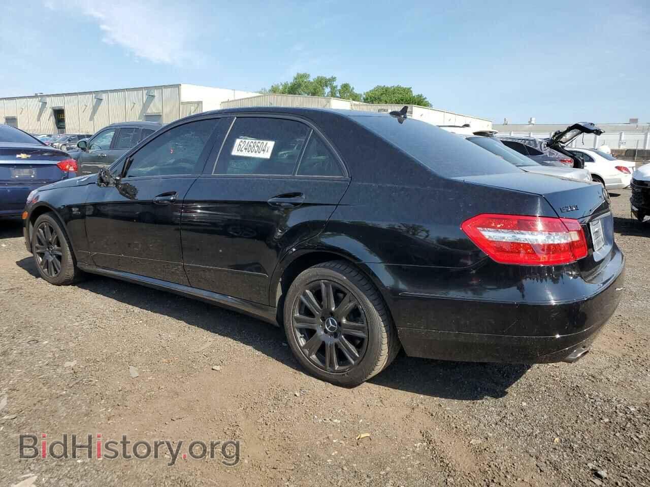 2012 MERCEDES-BENZ E-CLASS - VIN: WDDHF8JB2CA657208 - Фото 2