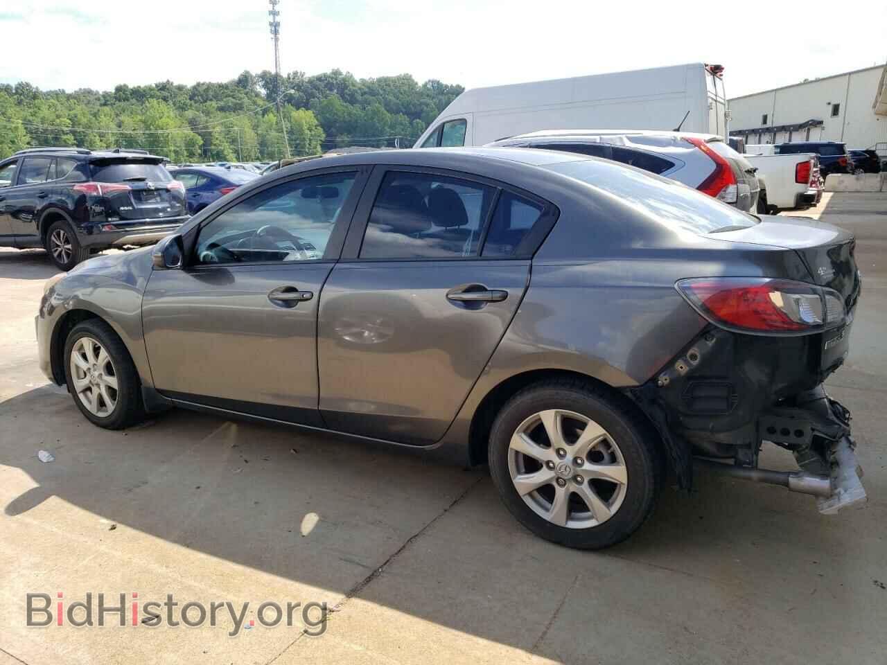 2011 MAZDA 3 - VIN: JM1BL1VF1B1408135 - Фото 2