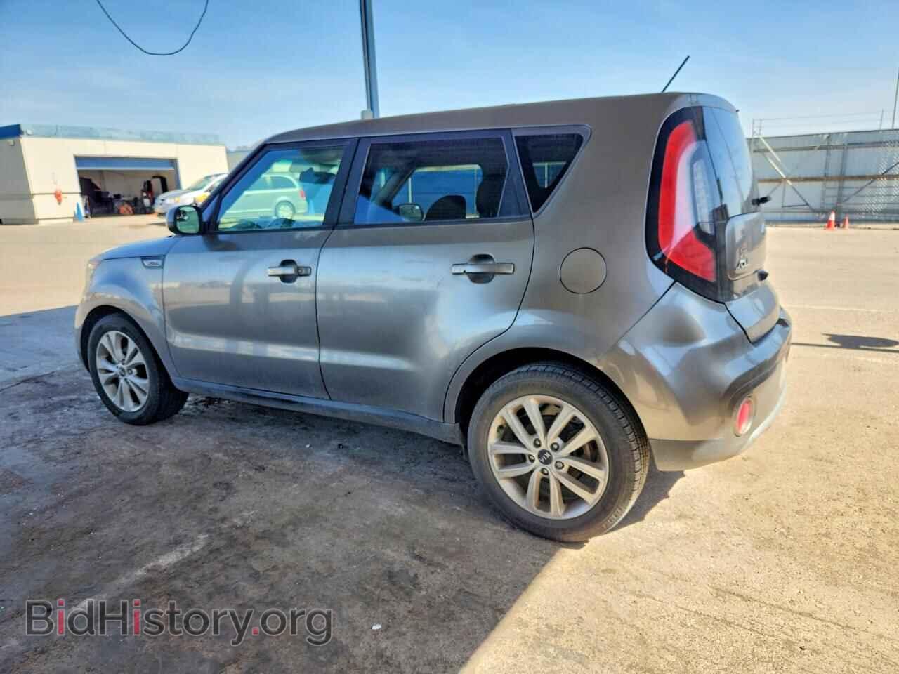2017 KIA SOUL - VIN: KNDJP3A59H7449675 - Фото 2