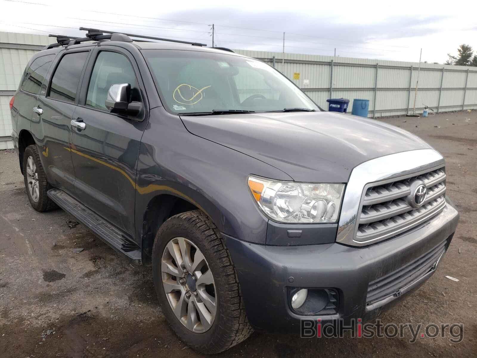 Photo 5TDJY5G10BS051751 - TOYOTA SEQUOIA 2011