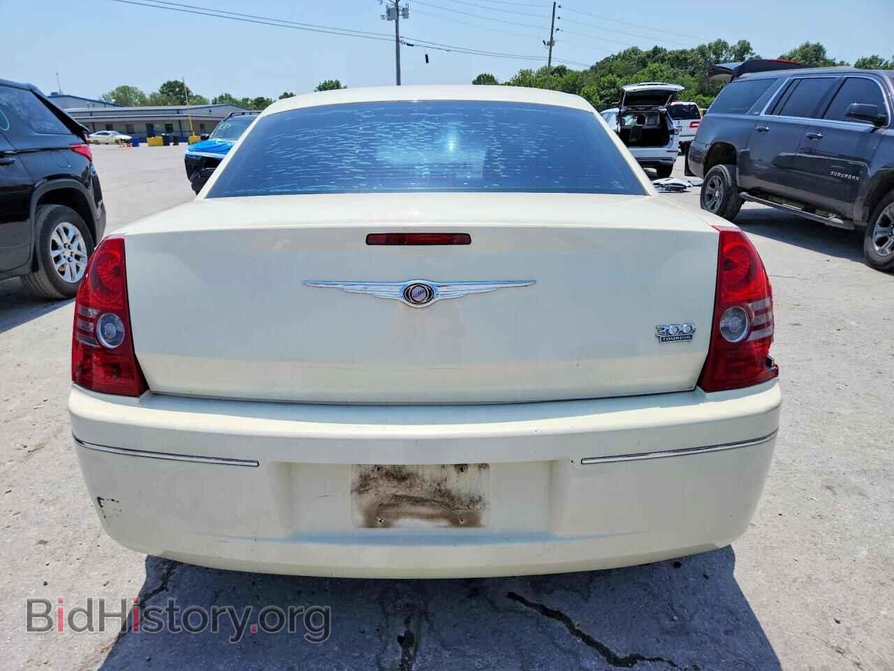 2010 CHRYSLER 300 - VIN: 2C3CA4CD9AH173842 - Photo 6