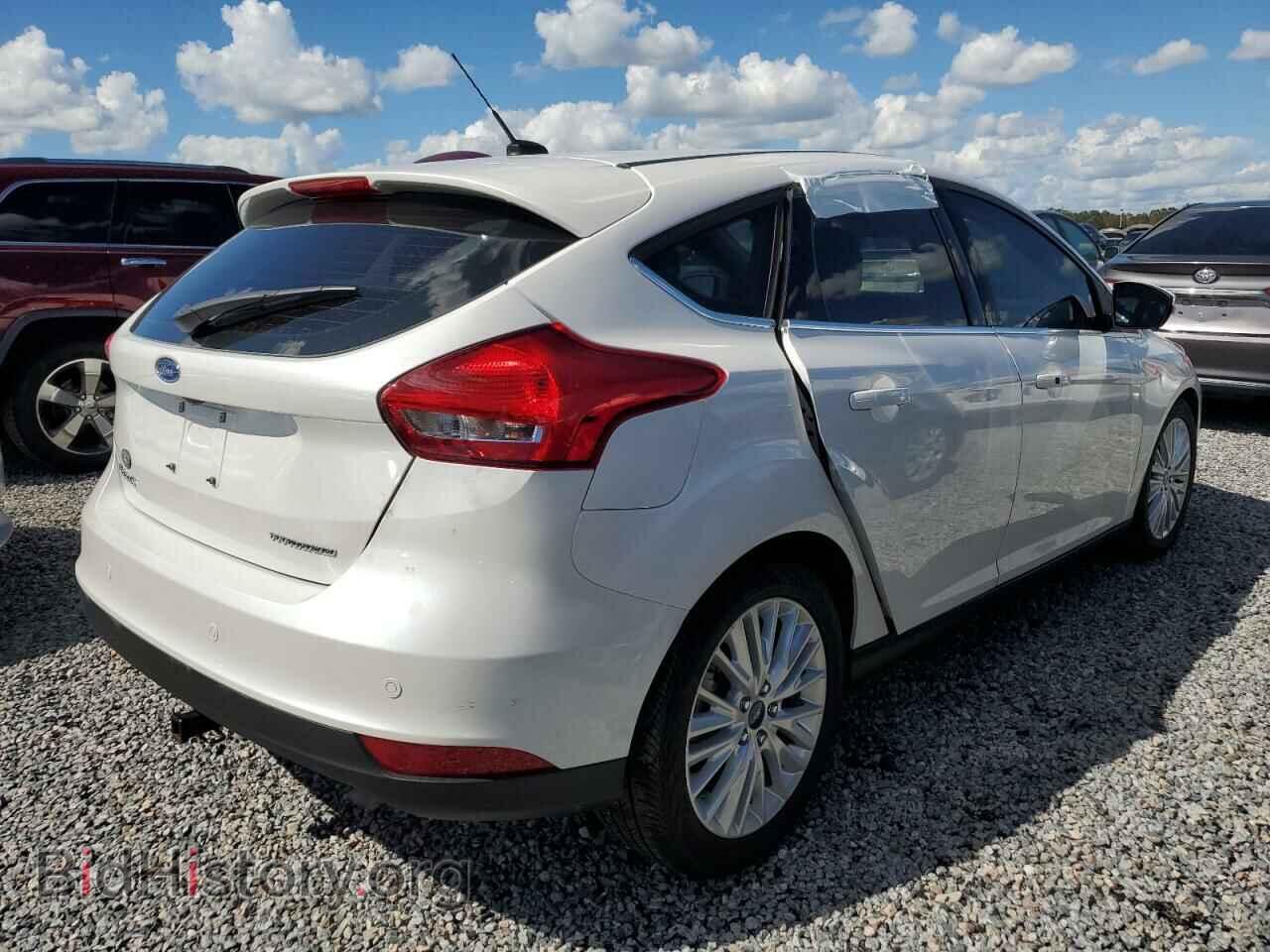 2017 FORD FOCUS - VIN: 1FADP3N26HL228058 - Фото 4