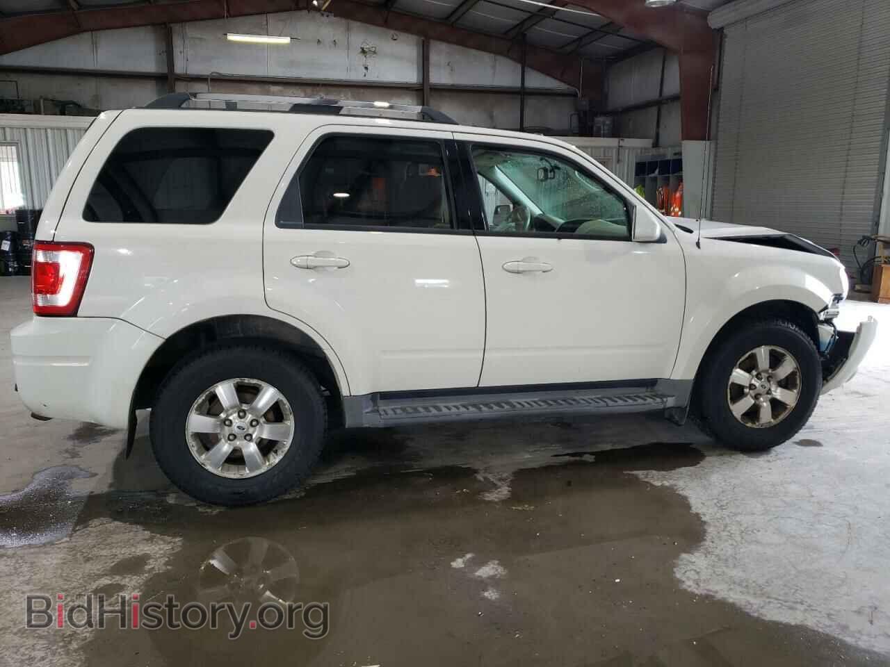2011 FORD ESCAPE - VIN: 1FMCU9EG9BKB62949 - Фото 3