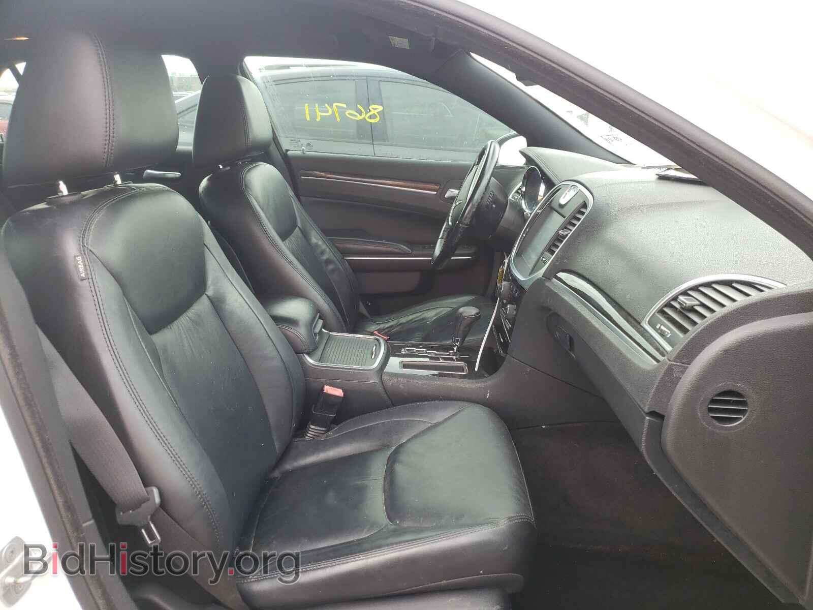 2011 CHRYSLER 300 - VIN: 2C3CA5CG8BH592265 - Фото 5