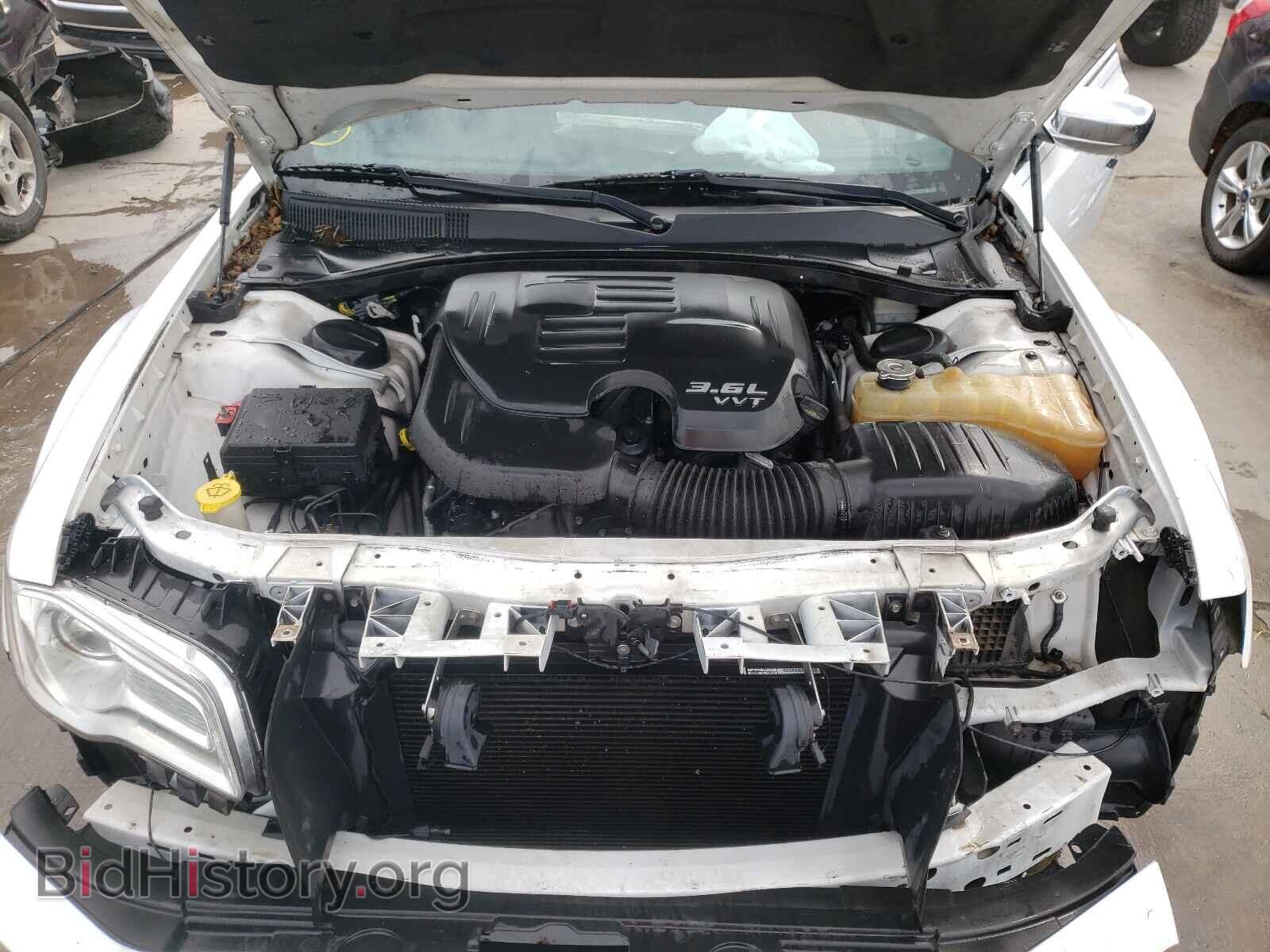 2011 CHRYSLER 300 - VIN: 2C3CA5CG8BH592265 - Фото 7