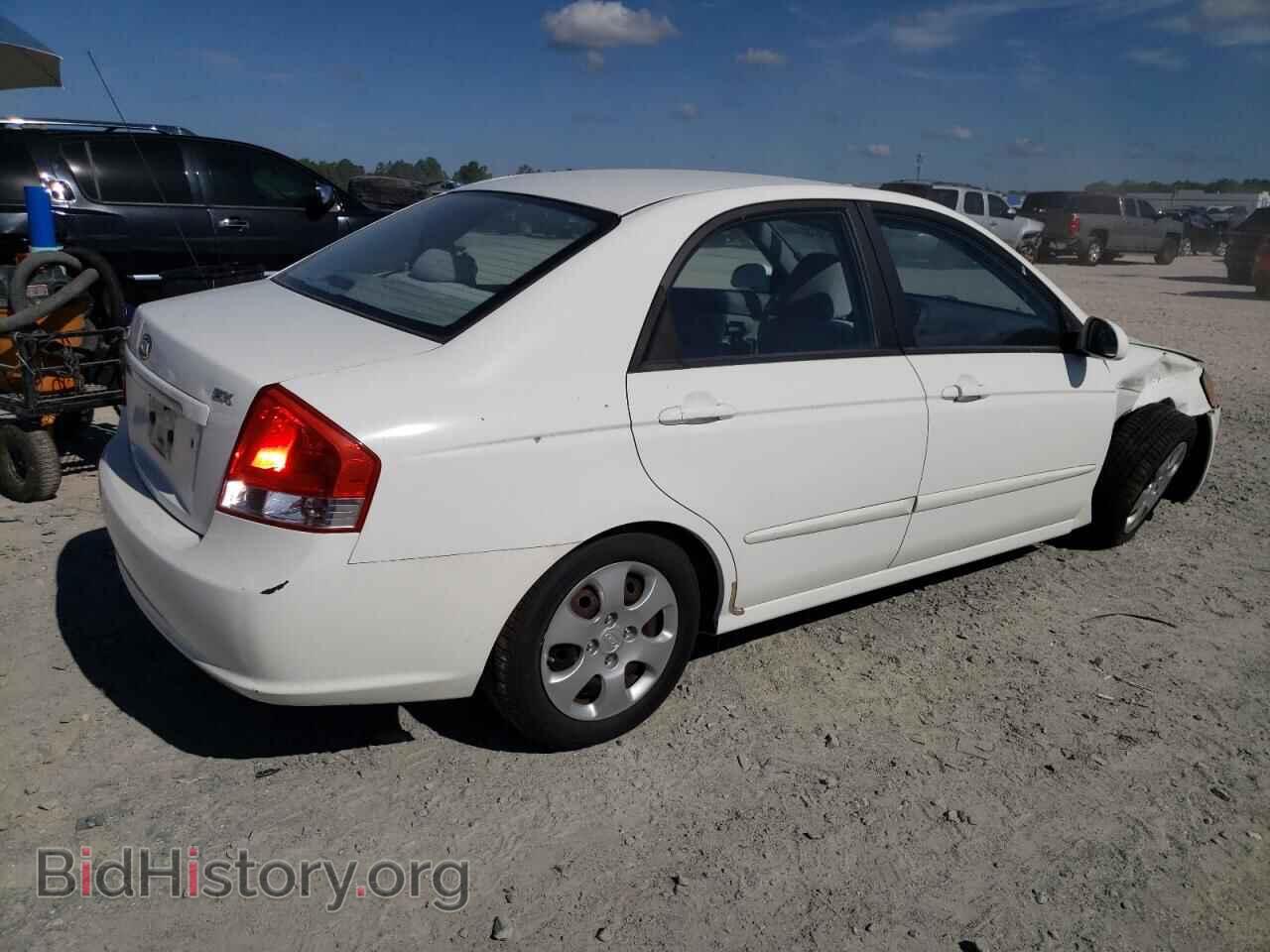 2008 KIA SPECTRA - VIN: KNAFE121885553806 - Фото 3