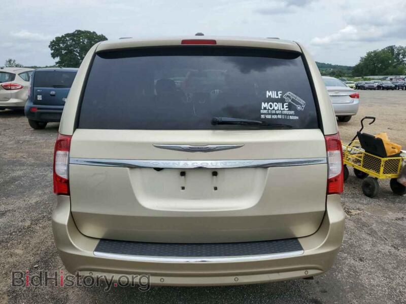 2011 Chrysler MINIVAN (VIN 2A4RR8DG3BR733620) — photo 6 of 12