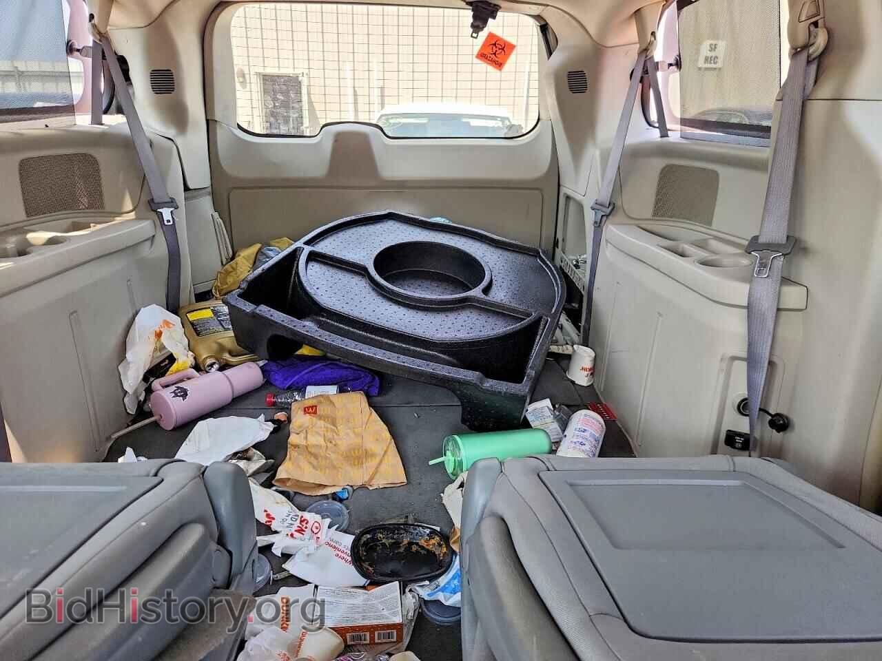 2008 CHRYSLER MINIVAN - VIN: 2A8HR54P58R690710 - Фото 10