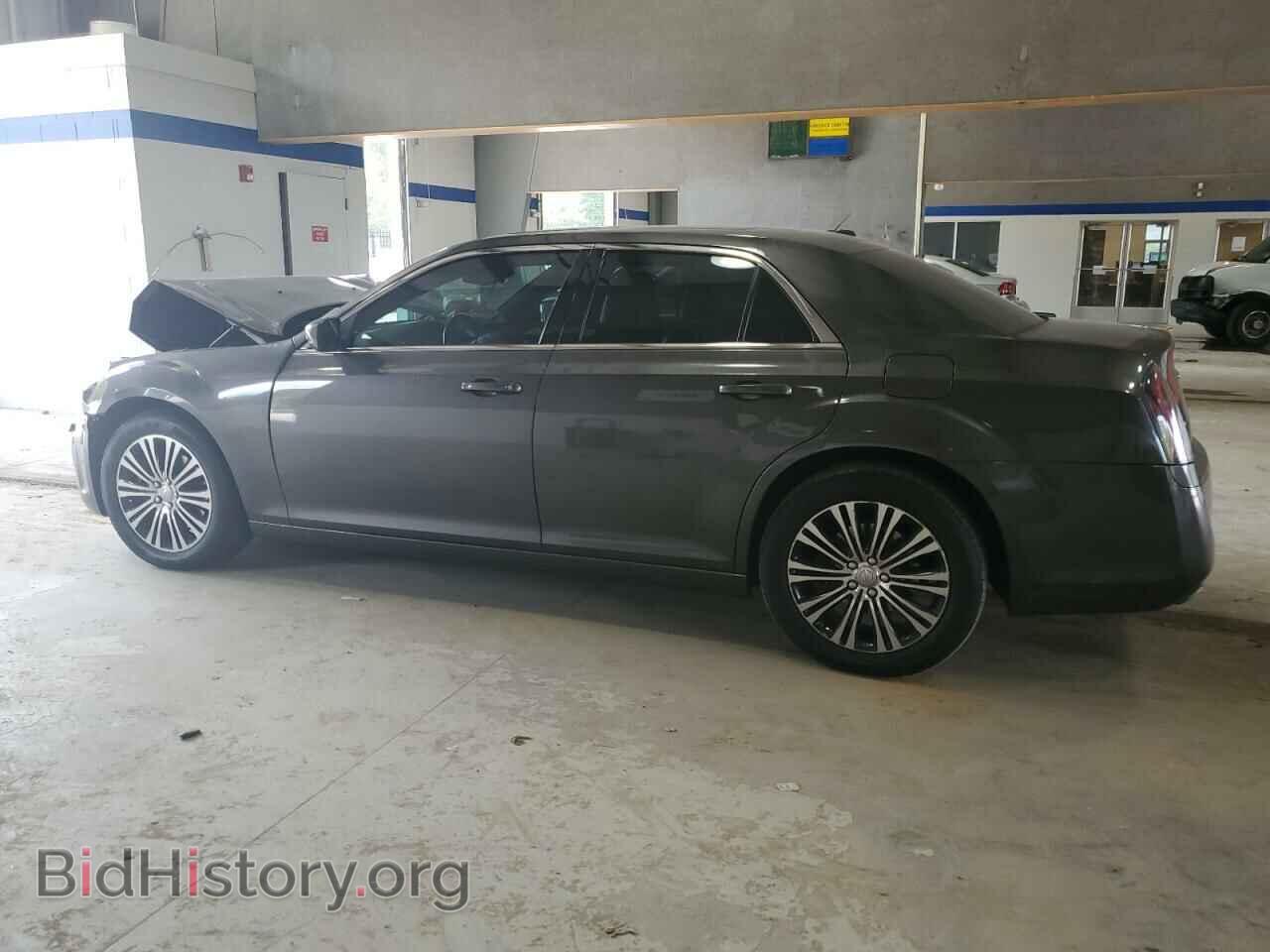 2014 CHRYSLER 300 - VIN: 2C3CCAGG5EH203860 - Фото 2