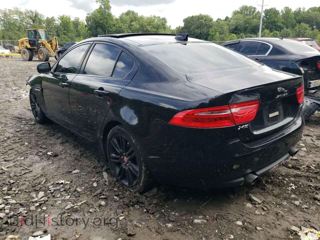 2017 JAGUAR XE - VIN: SAJAE4BG2HA947250 - Фото 2