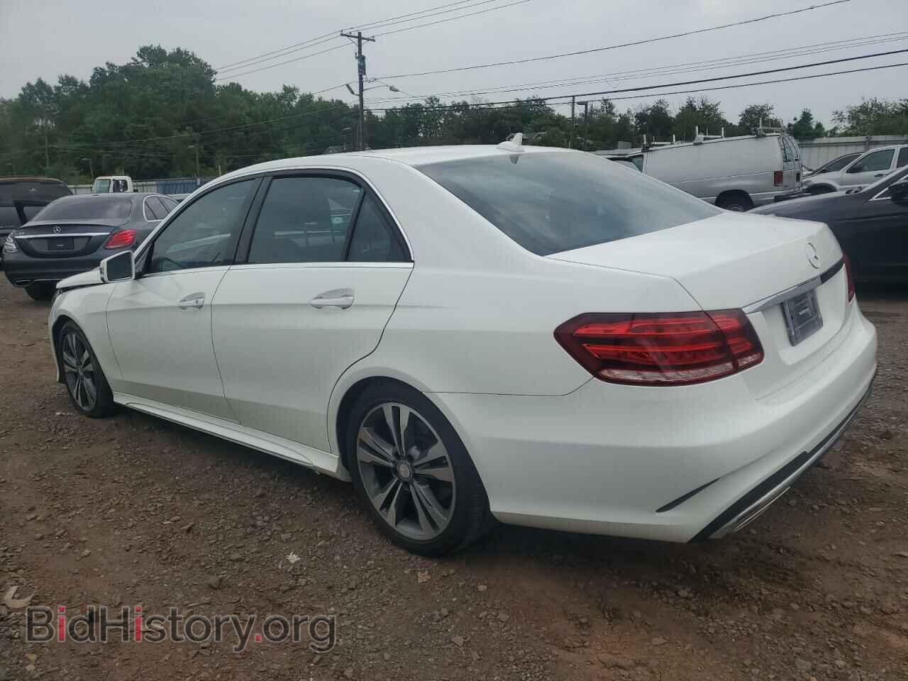 2015 MERCEDES-BENZ E-CLASS - VIN: WDDHF8JB7FB092730 - Фото 2