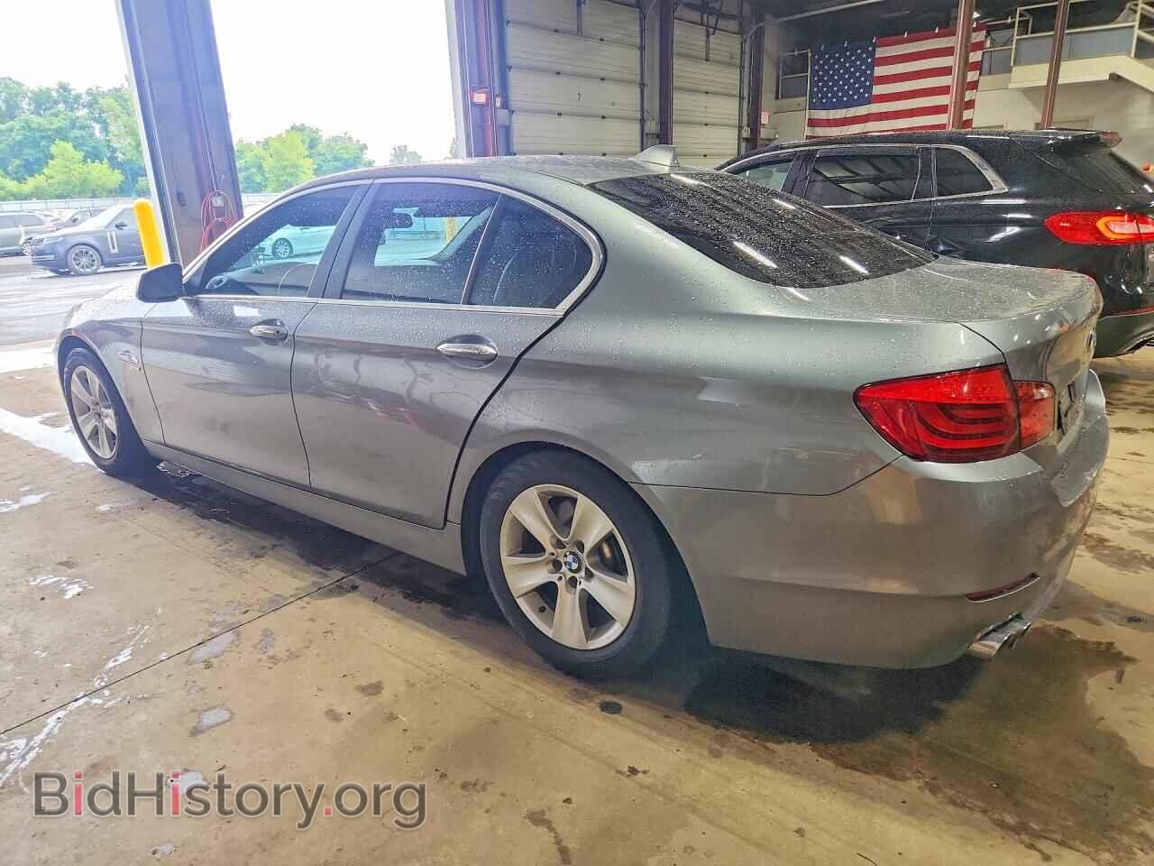 2012 BMW 5 SERIES - VIN: WBAXH5C56CDW02780 - Photo 2