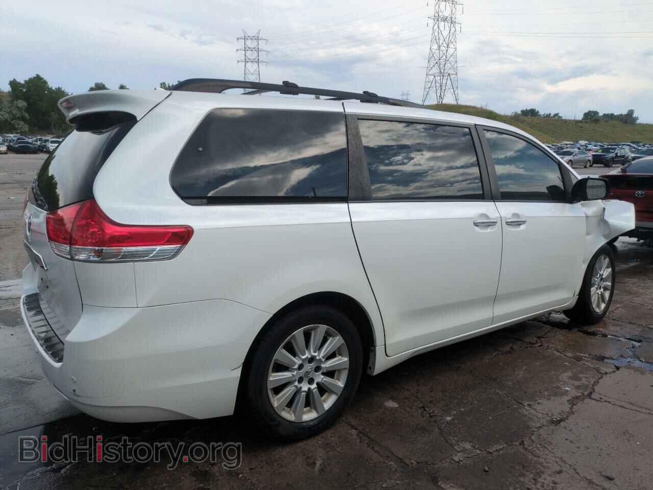 2011 TOYOTA All Models - VIN: 5TDDK3DC8BS004931 - Фото 3